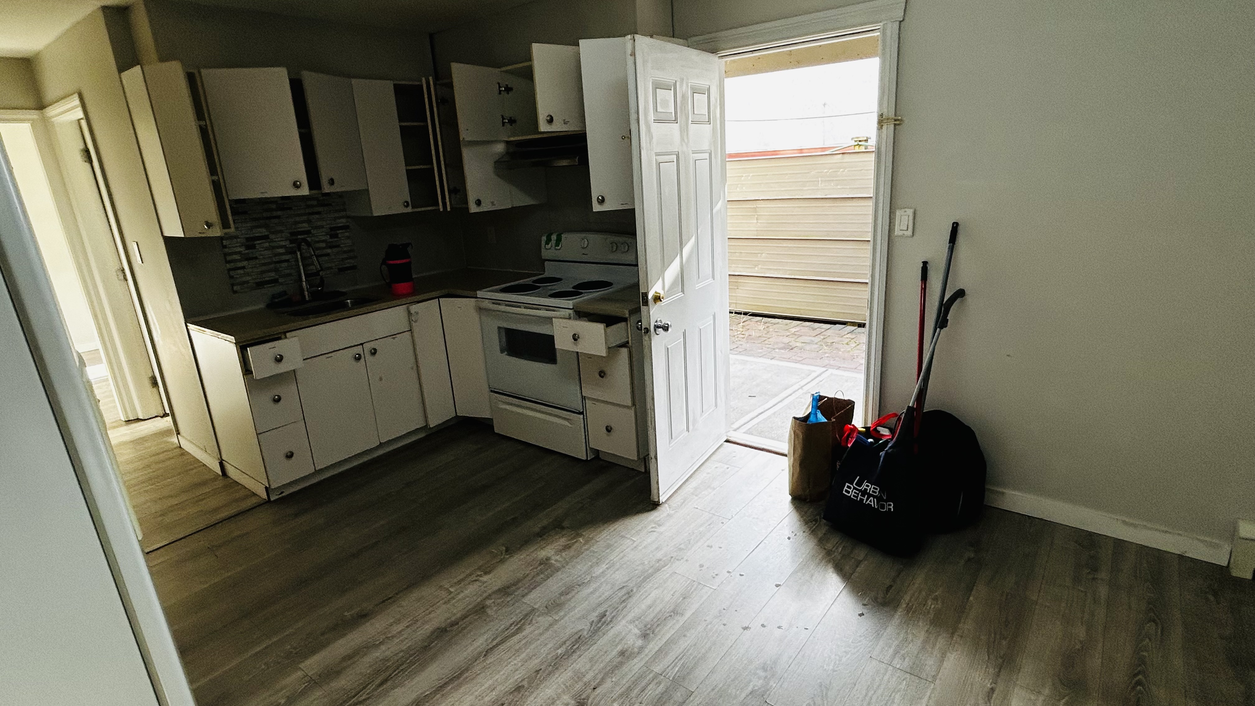 Loonie Cleaning Team Member at Deep Cleaning